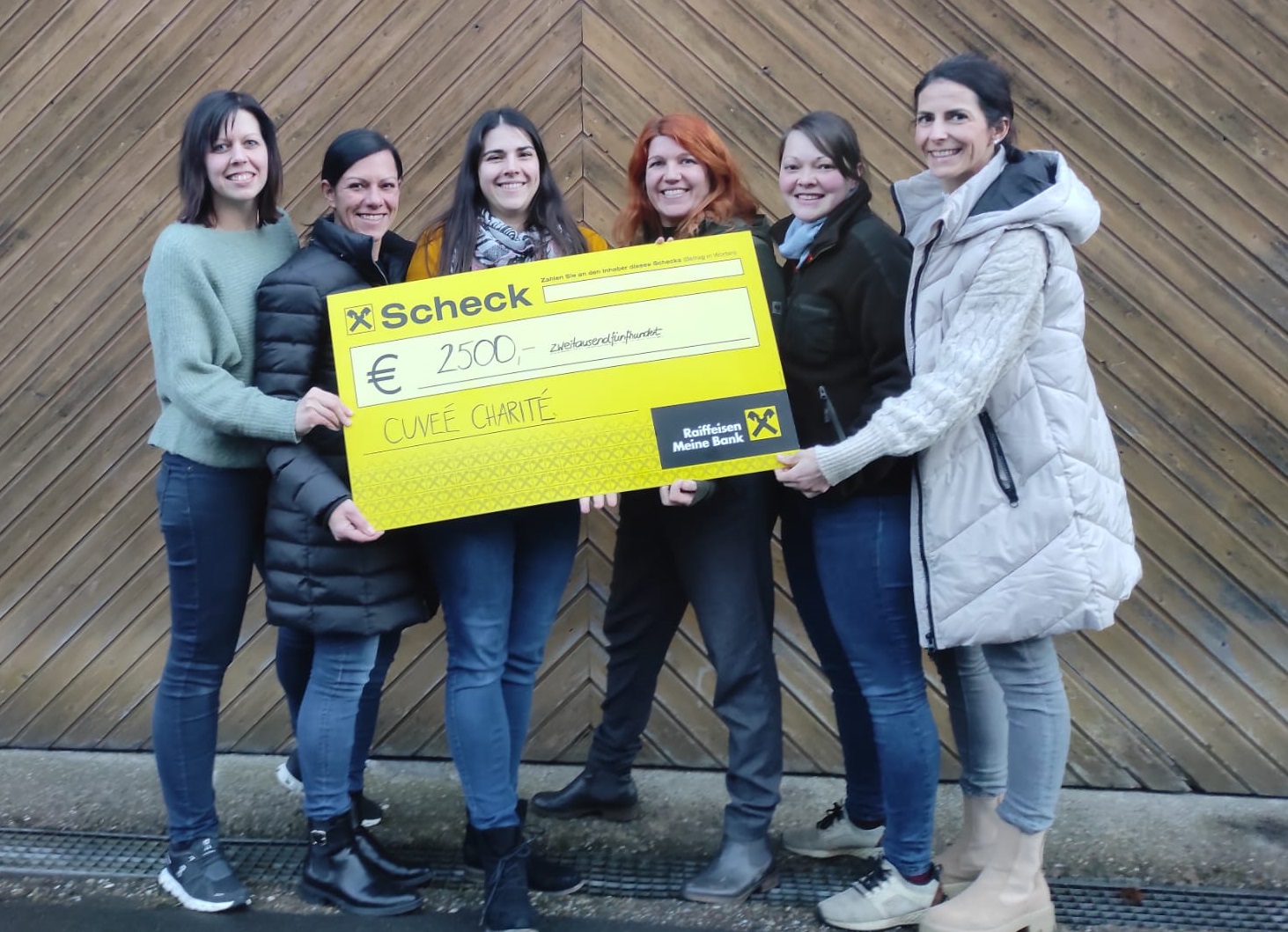 Foto-Credit: Die Weinblüten