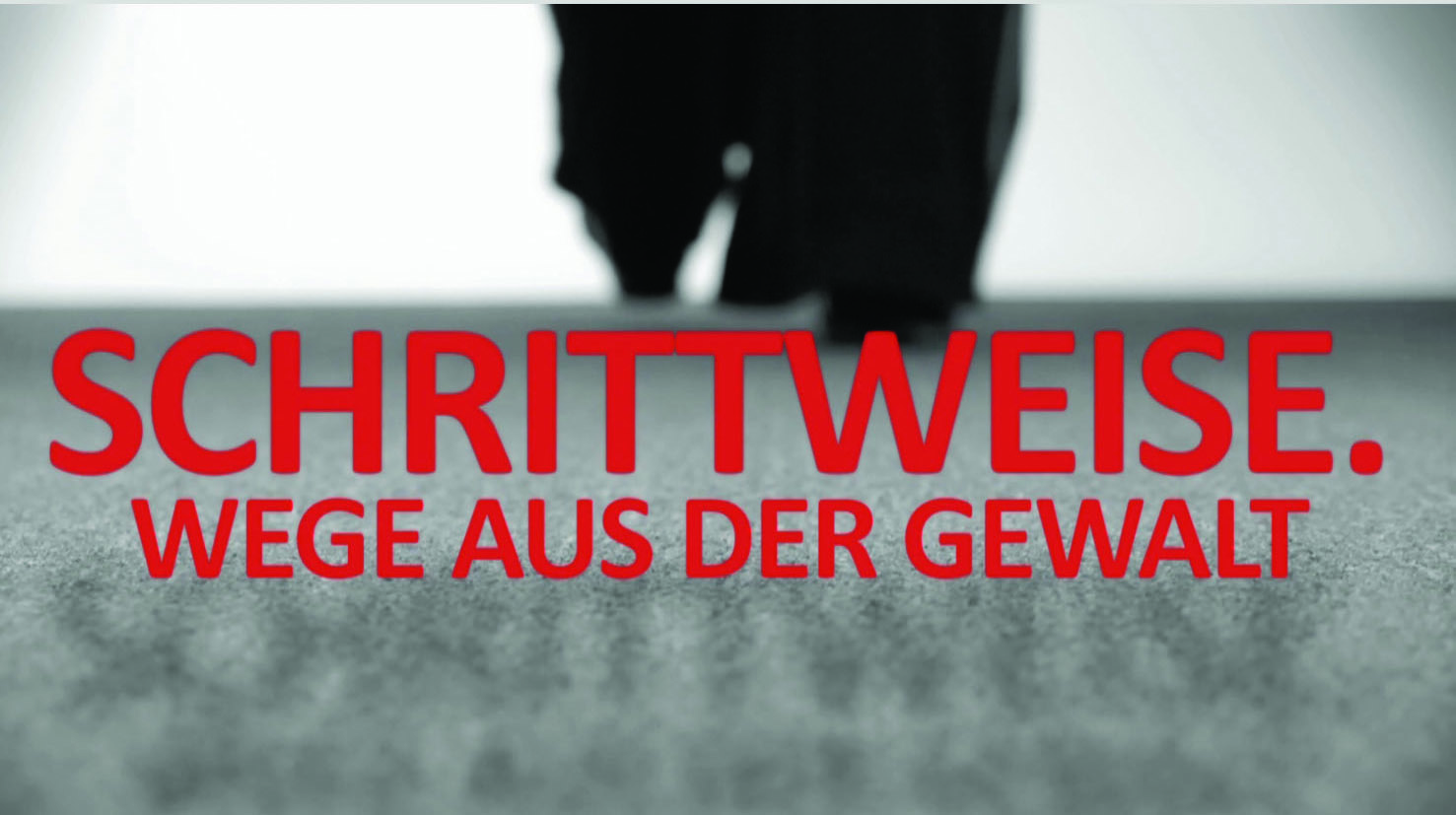 Cover Schrittweise - gehende Füße auf Asphalt